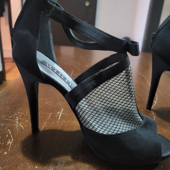 Vera Wang Size 9 black heels - Picture 4 of 7